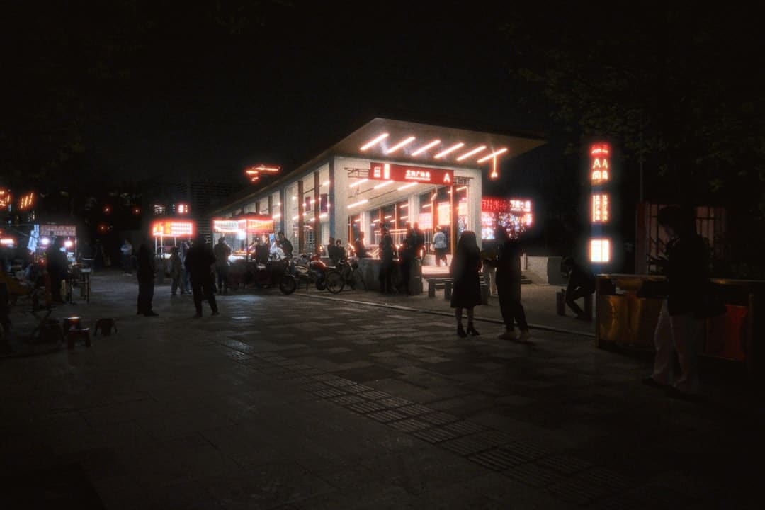 看懂阅兵中式正步，读懂解放军的战斗力，这是千年兵书的现代迭代